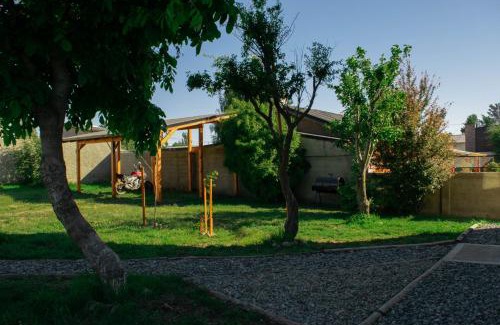 Dina Huapi Apartment | Alfa & Omega