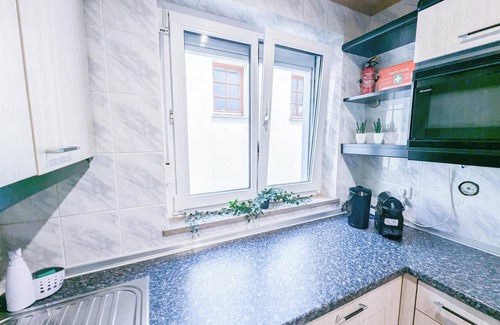 Stuttgart Apartment | ALFA Stuttgart 3BR 6people Bosch/Porsche INET WIFI