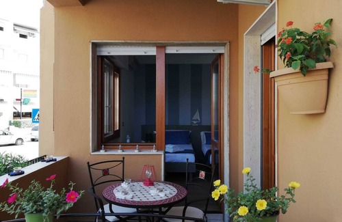 Pivarada Apartment | Alghero Casa del Mare Trivano sea front Port/Beach Lido
