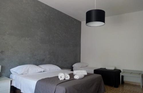 La Pietraia House | ALGHERO SEASIDE Guest House - Affittacamere