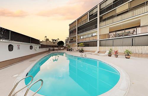 Historic Kailua Village Apartment | Alii Villas 307