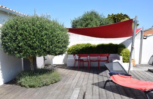 Rivedoux-Plage House | ALIZÉ grande maison avec piscine chauffée