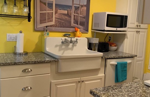 Ocean Grove Apartment | All About the Beach