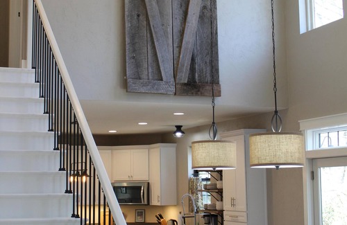 Ligonier House | All Available 2025 Dates Rates Have Been Reduced!