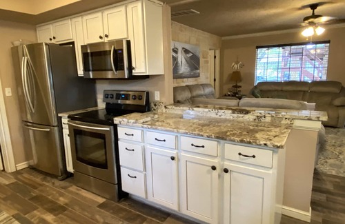 Kingston House | All Decked Out at Lake Texoma!
