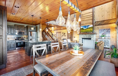 Blue Ridge Cabin | All Decked Out - Blue Ridge