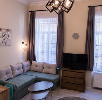 Palace District Apartment | All In Apartman IV.
