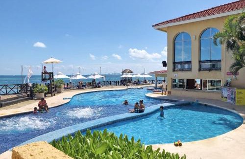 Puerto Juarez Resort | All Ritmo Cancun Resort & Water Park