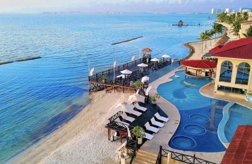 Puerto Juarez Resort | All Ritmo Cancun Resort & Water Park