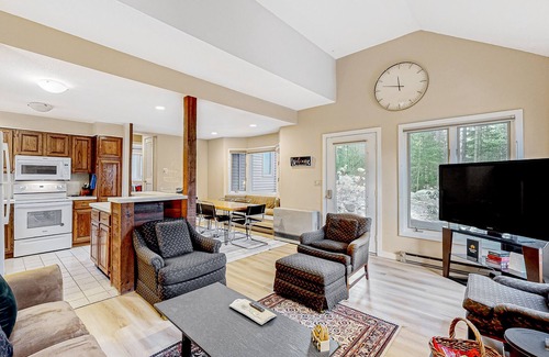 Waterville Valley Condo | All-season landing pad with resort amenities, mtn views, & W/D - dog-friendly