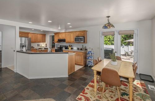 Leavenworth House | All Seasons Getaway by NW Comfy Cabins