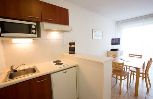 Merignac House | All Suites Appart Hôtel | Bordeaux - Mérignac Aéroport