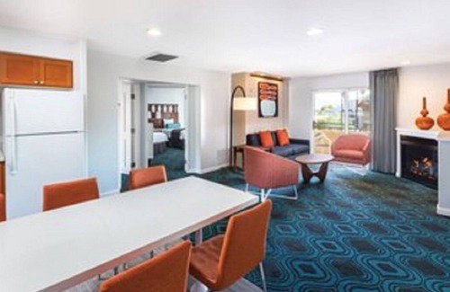 Uptown Design District Resort | All the comforts of home!