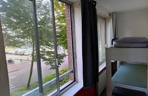 Amsterdam East Bed & Breakfast | All you need, a comfy place