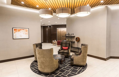 Greenville Downtown House | All You Need for a Fun Vacay! 4 Units Onsite Parking, Pets Allowed, Indoor Pool!