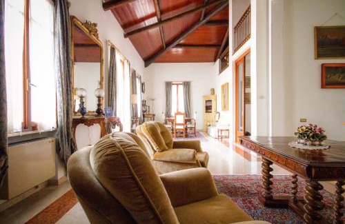 Borgo Trento Bed & Breakfast | Alla Villa Liberty Bed & Breakfast
