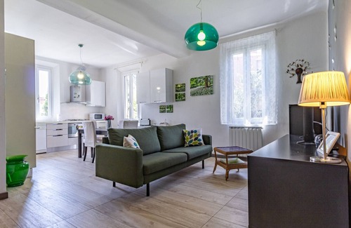 San Faustino-Madonnina-Quattroville Apartment | Alle Farfalle - Affitti Brevi Italia