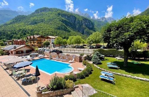 Molveno Hotel | Alledolomiti Boutique Lake Hotel - Adults friendly