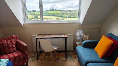 Liverton House | Aller Park, Newton Abbot