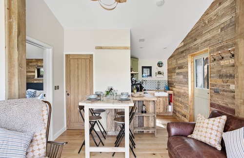 Minehead Cabin | Allercabin, Dunster - a lodge that sleeps 4 guests in 2 bedrooms