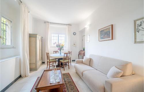 Rapallo Apartment | Alloro