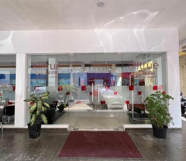 Sei Pinang Hotel | Alltrue Lite Hotel Nagoya Hill Batam