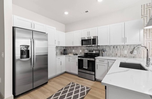 East Raleigh Apartment | Allure Living 5 Min From Downtown