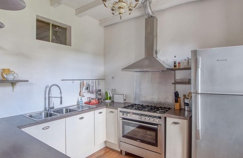 Degagnac House | Alluring Holiday Home in Dégagnac with Heated Pool
