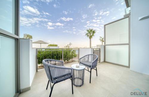 Dubai Maritime City Apartment | Alluring Studio at The Anwa By Omniyat Dubai Maritime City by Deluxe Holiday Homes
