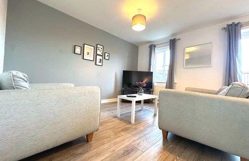 Hartlepool House | Alma House by Blue Skies Stays