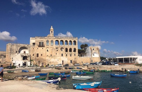 Polignano a Mare Villa | ALMAREA CORALLO appartamenti in villa vicino al mare - affitto breve