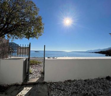 East Mani House | Almia