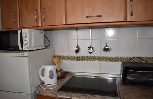 Competa Apartment | Almijara apartment in the square of Cómpeta with beautiful views