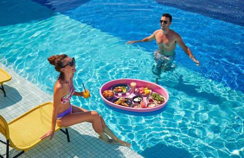 Batubelig Hotel | Aloft Bali Seminyak