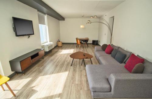 Doral Hotel | Aloft Miami Doral