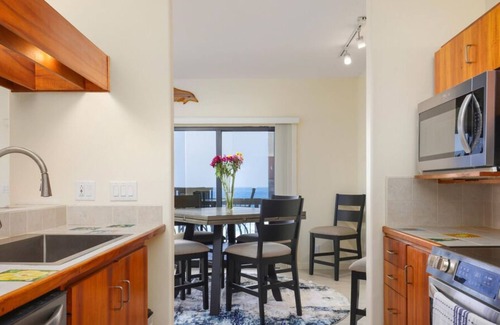 Kahaluu-Keauhou Condo | Aloha Condos, Kanaloa at Kona, Condo 1701, Oceanfront, AC, Renovated