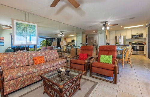 Wailea Condo | Aloha from Wailea Ekolu 803 – Relaxing, Ground-Level Retreat with Ocean Peeks