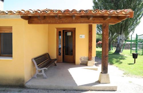 Noviercas House | Alojamiento Rural La Arboleda