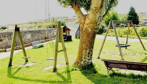 Noviercas House | Alojamiento Rural La Arboleda