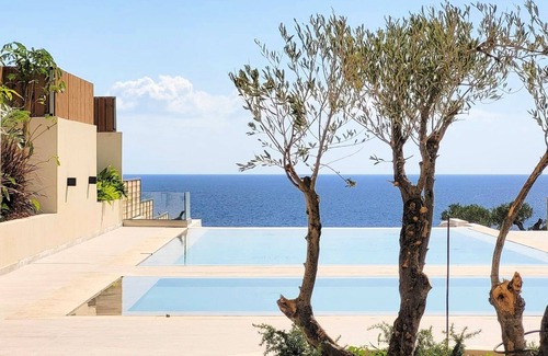 Ferma Villa | Alope Beach Villa PI | Crete