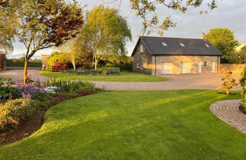 Coleraine Apartment | Alpaca Lodge on the North Coast