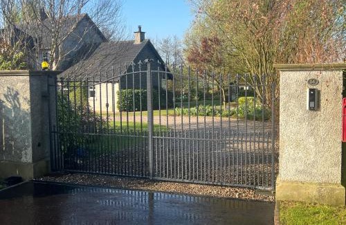 Coleraine Apartment | Alpaca Lodge on the North Coast