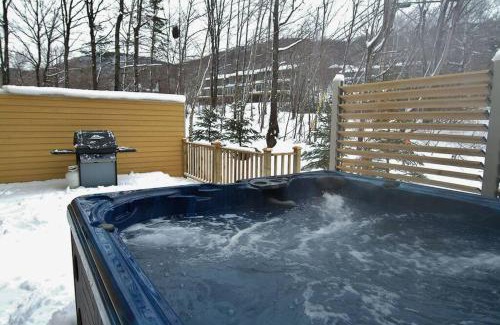 Stoneham Ski Chalet | Alpages 9015 -Les Chalets Alpins Stoneham