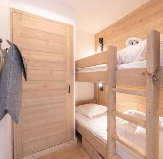 Bergers Apartment | Alpe d'Huez Houses - Cassini- Bel appartement avec vue Ski In-Ski Out pour 6
