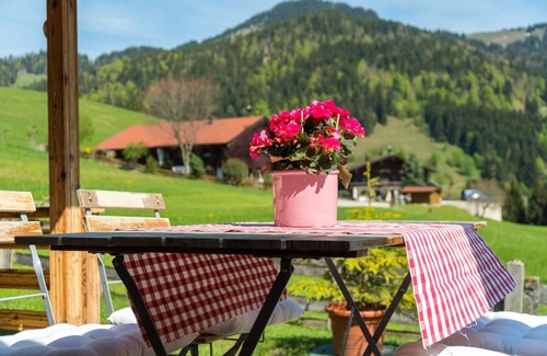 Aschau im Chiemgau Apartment | Alpenchalet Sachrang für 2 Personen
