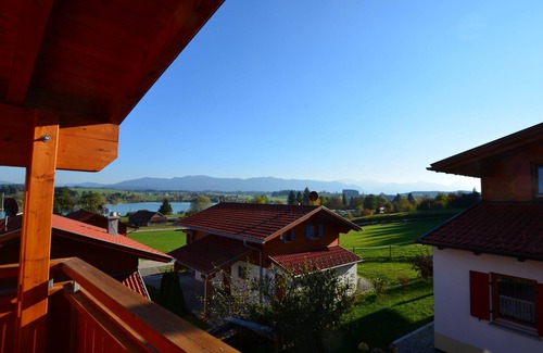 Lechbruck House | Alpenliebe - family-friendly with sauna, terrace, balcony, Swedish stove, W Lan