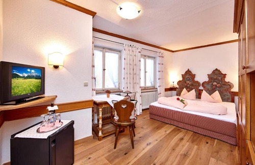 Mittenwald House | Alpenrose