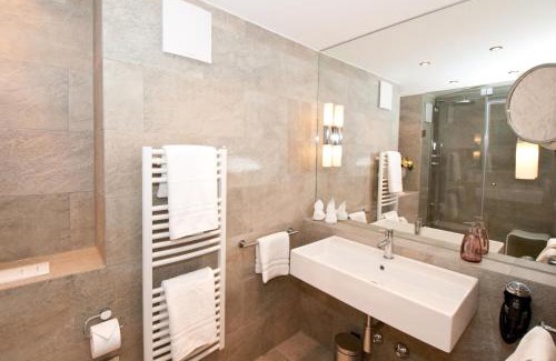 Bischofswiesen Hotel | Alpenvilla Berchtesgaden Hotel Garni