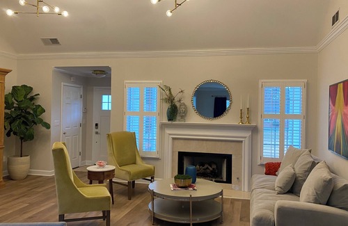 Alpharetta House | Alpharetta charmer walking distance to shops and restaurants