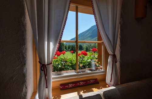 Ukanc Apartment | ALPIK Chalets - Bohinj - A5 - Duplex Three-Bedroom App - Balcony - Fireplace